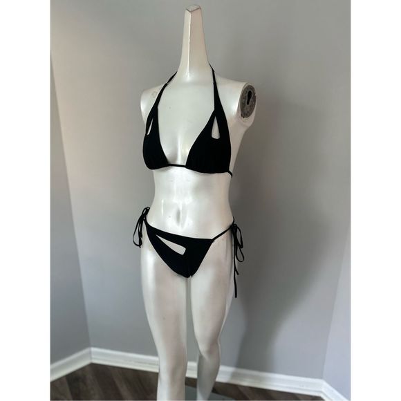 Palmiza Rua String Bikini Set - Picture 6 of 10